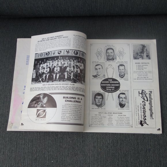 WHL Magazine SL Golden Eagles vs Portland Buckaroos Thursday December 9 1971 - Picture 5 of 16